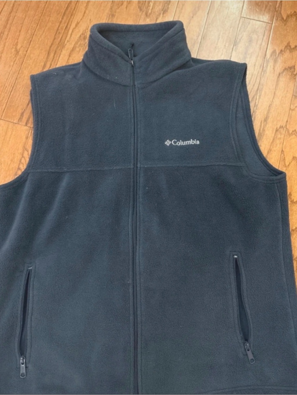 Columbia Men's navy Fleece Vest - Full-Zip Sleeveless Jacket